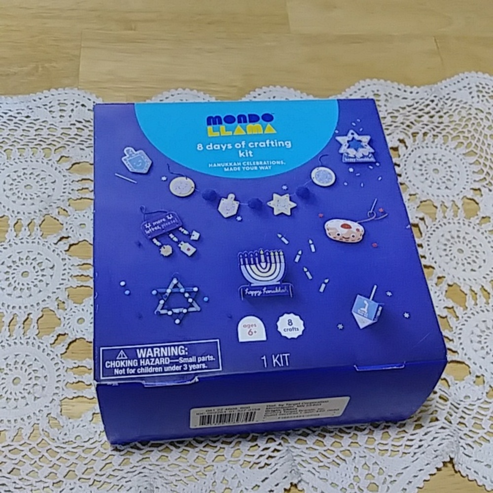 Hannukah 8 Days of Crafting Kit- Mondo Llama New
